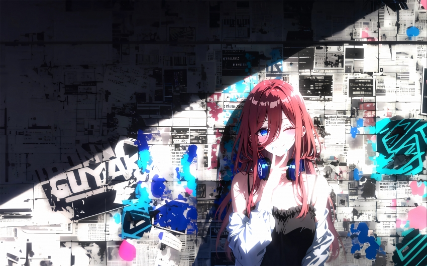 报纸墙 中野三玖 4K壁纸 3840×2400